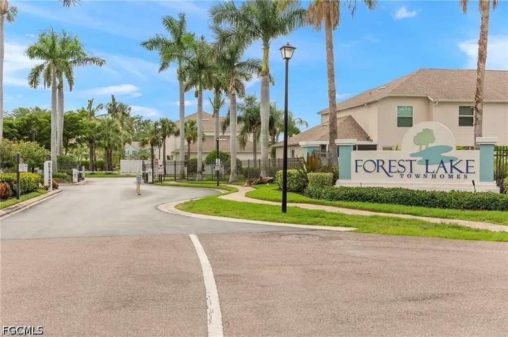 3630 Pine Oak Circle Fort Myers FL 33916