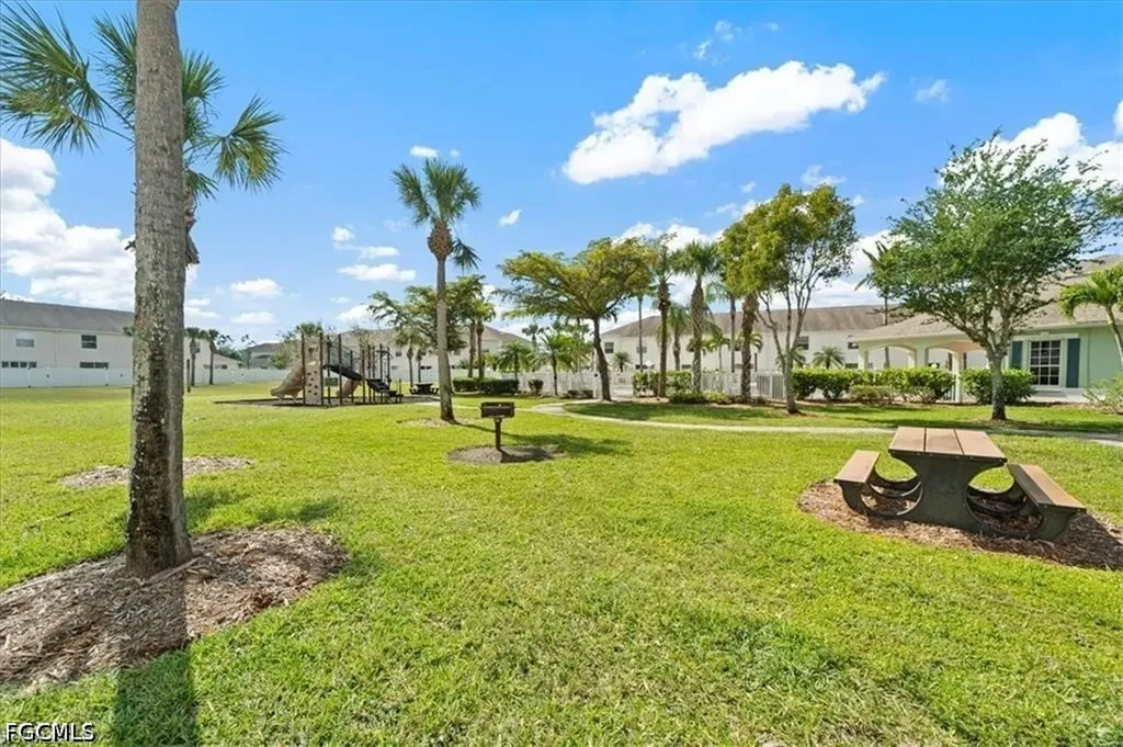 3630 Pine Oak Circle Fort Myers FL 33916