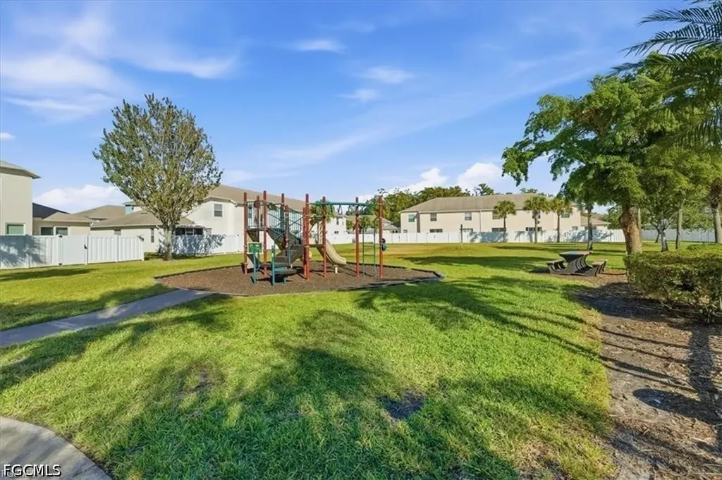 3630 Pine Oak Circle Fort Myers FL 33916