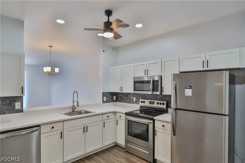 3630 Pine Oak Circle Fort Myers FL 33916
