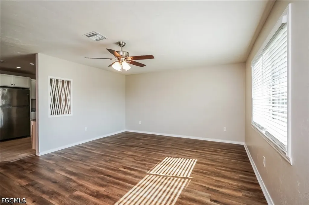 1437 SE 14th Terrace Cape Coral FL 33990