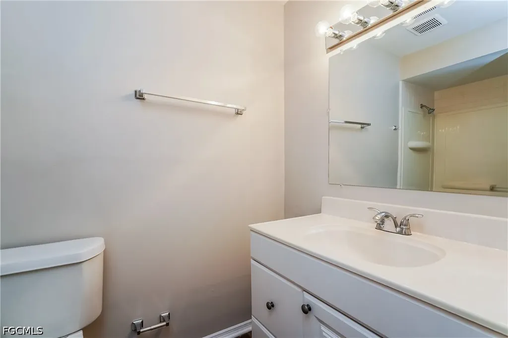 1437 SE 14th Terrace Cape Coral FL 33990