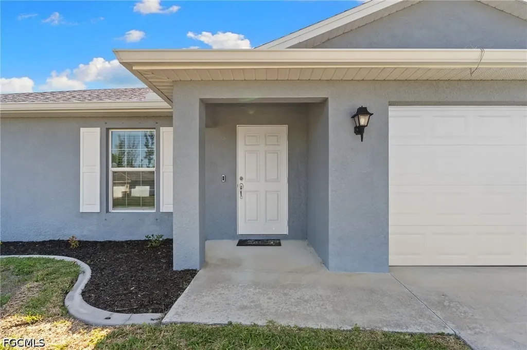 1132 NW 20th Place Cape Coral FL 33993