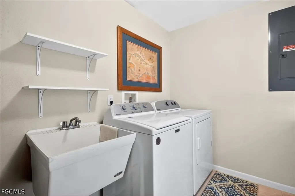 1057 Sand Castle Road Sanibel FL 33957