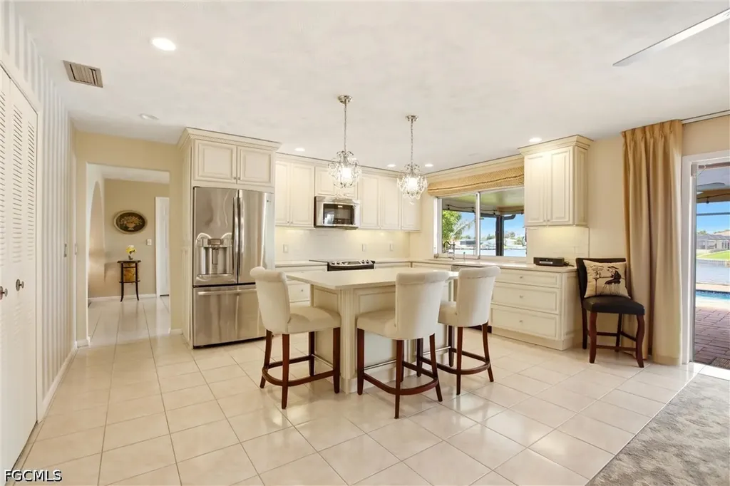 1141 SE 28th Terrace Cape Coral FL 33904