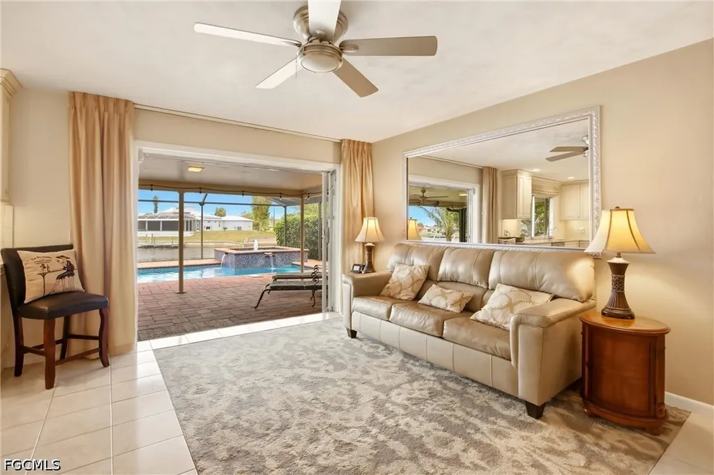 1141 SE 28th Terrace Cape Coral FL 33904