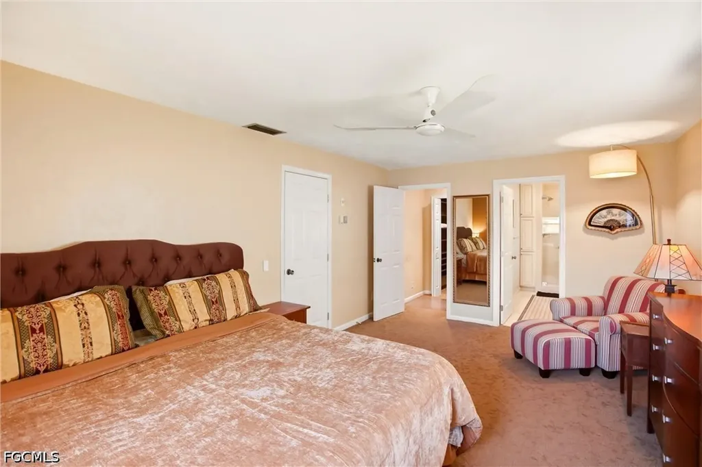 1141 SE 28th Terrace Cape Coral FL 33904