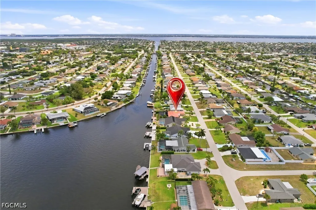 1141 SE 28th Terrace Cape Coral FL 33904