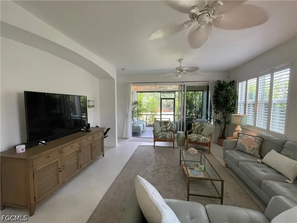 10640 Camarelle Circle Fort Myers FL 33913