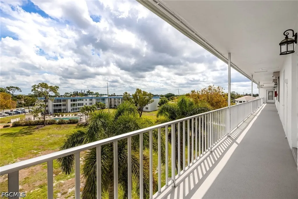1580 Pine Valley Drive Fort Myers FL 33907