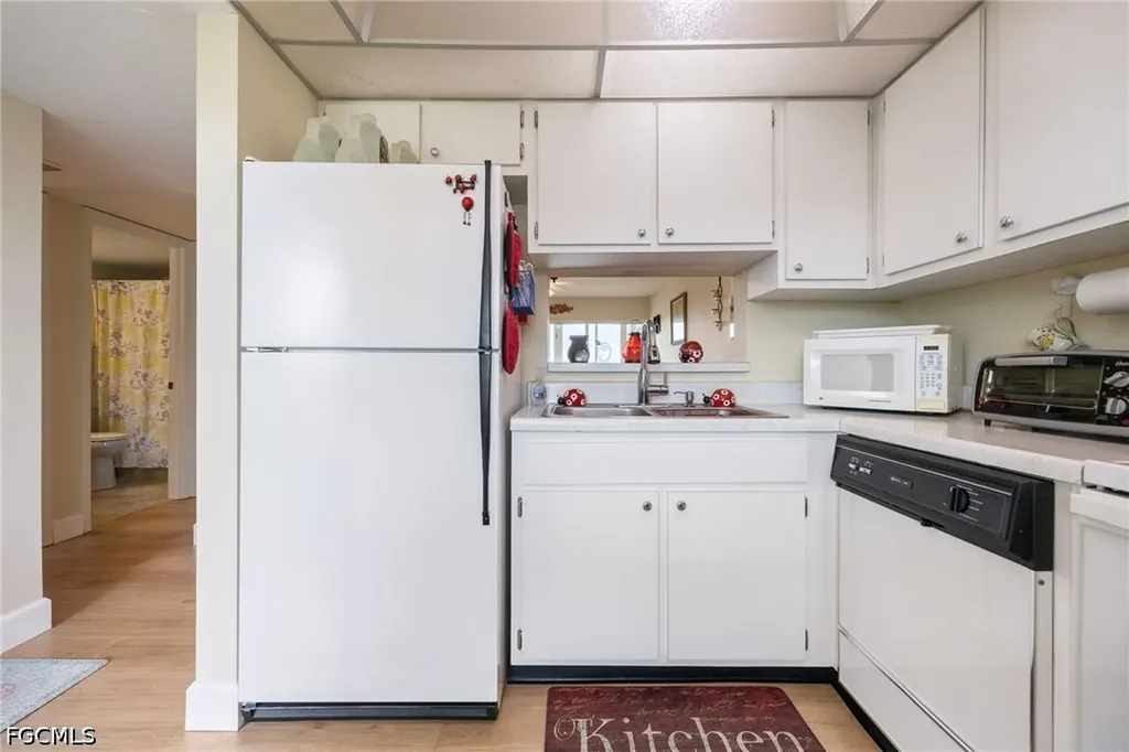 1580 Pine Valley Drive Fort Myers FL 33907