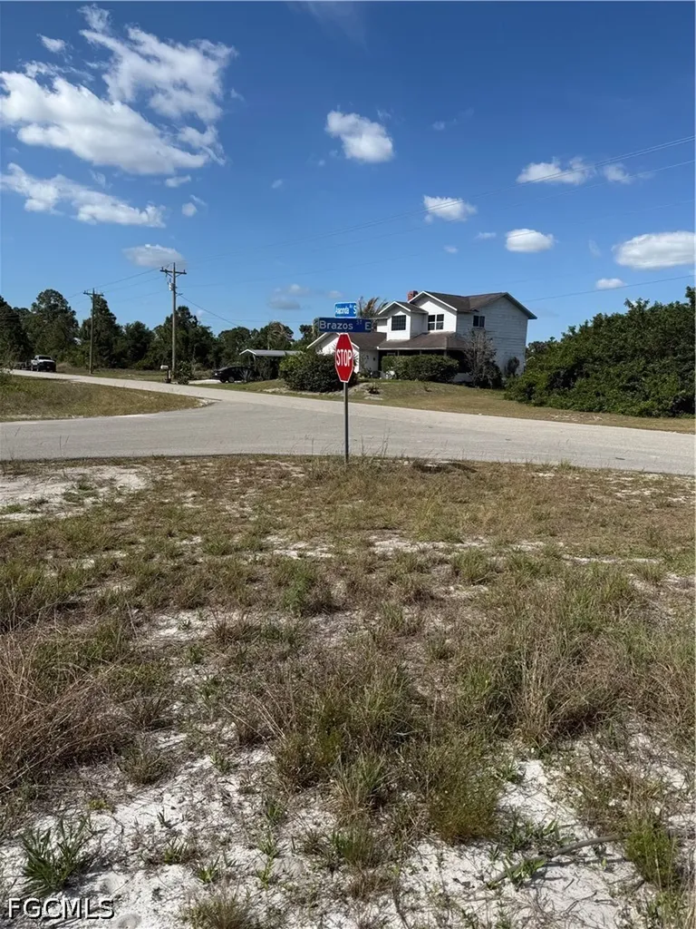733 Anaconda Avenue S Lehigh Acres FL 33974