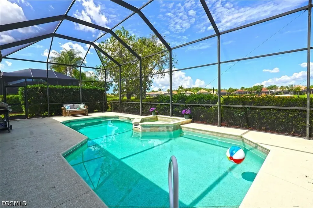 9116 Links Drive Fort Myers FL 33913