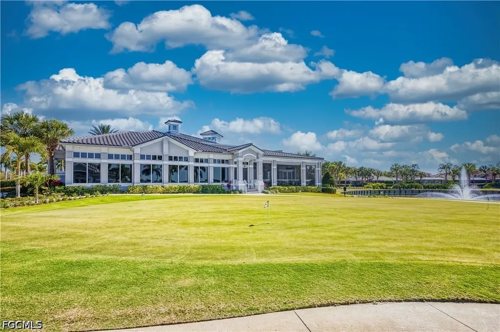 9116 Links Drive Fort Myers FL 33913