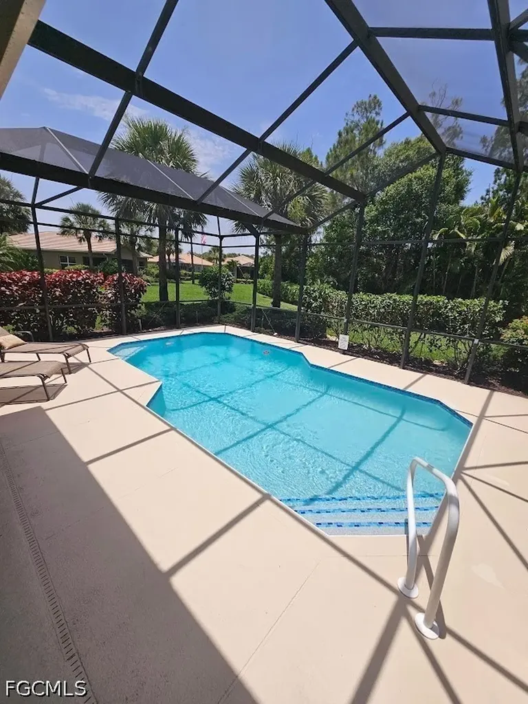 10630 Camarelle Circle Fort Myers FL 33913