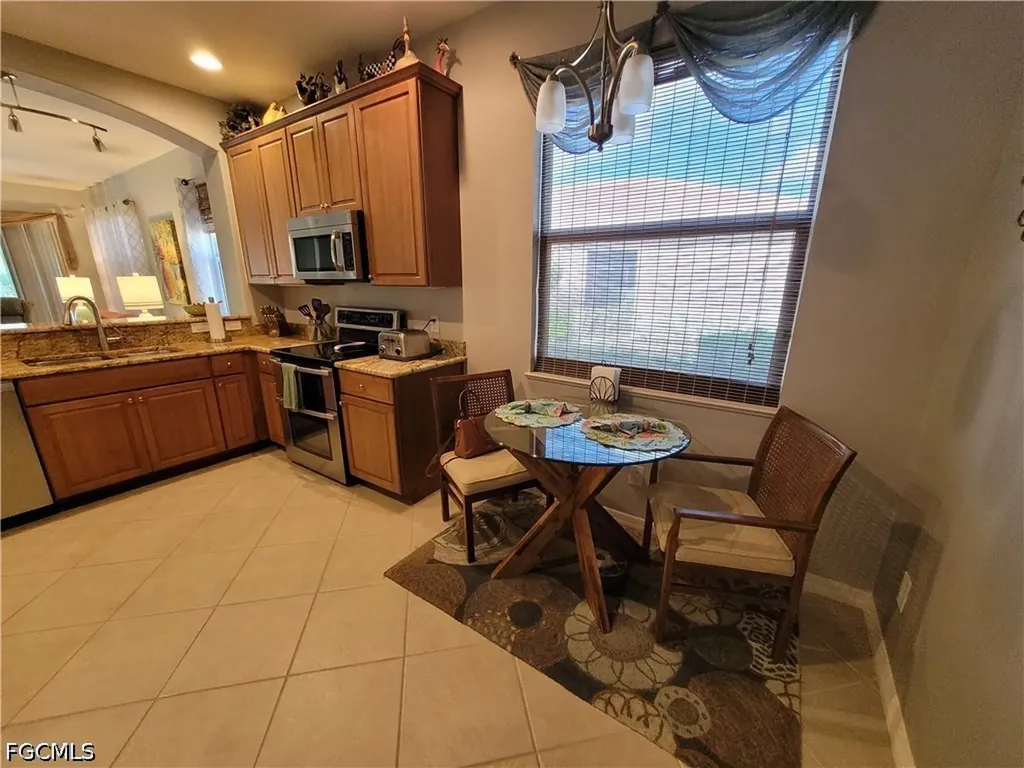 10630 Camarelle Circle Fort Myers FL 33913