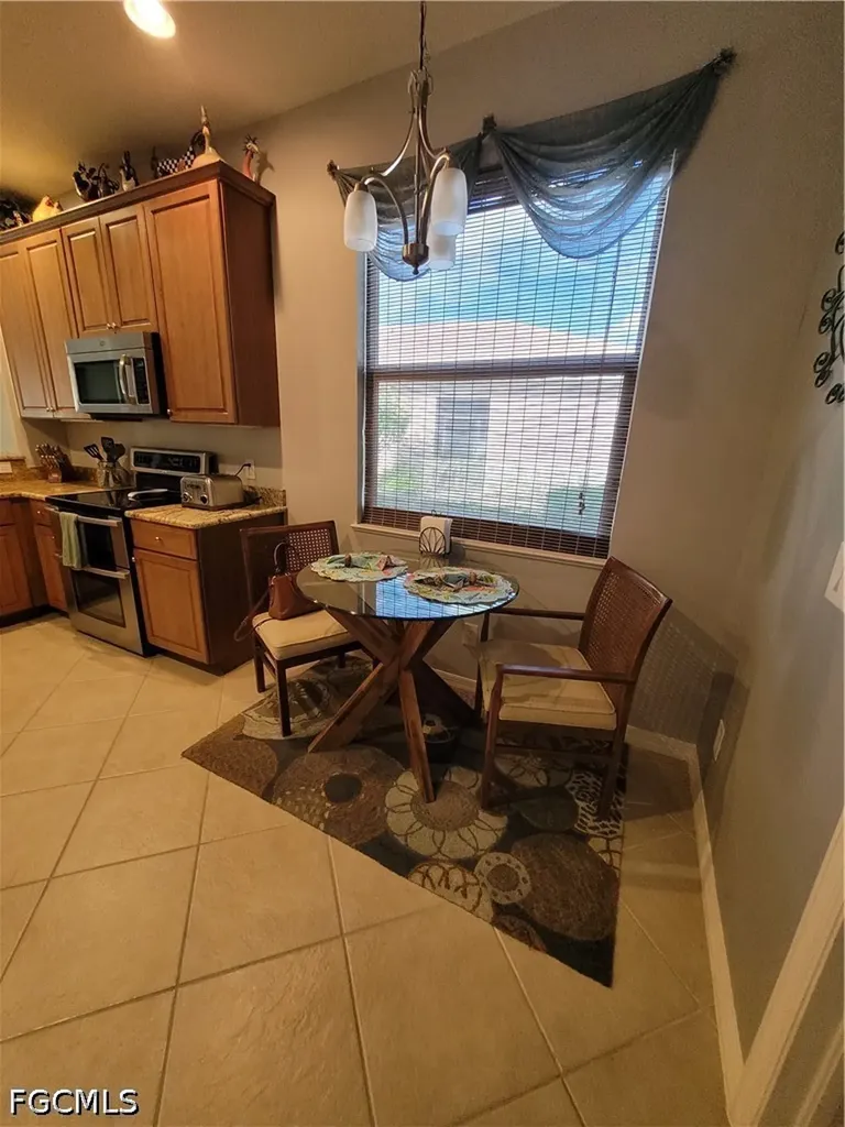 10630 Camarelle Circle Fort Myers FL 33913