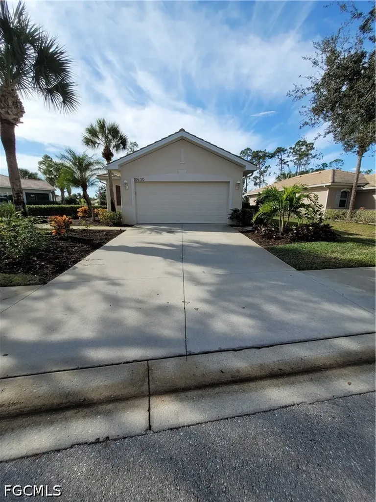 10630 Camarelle Circle Fort Myers FL 33913