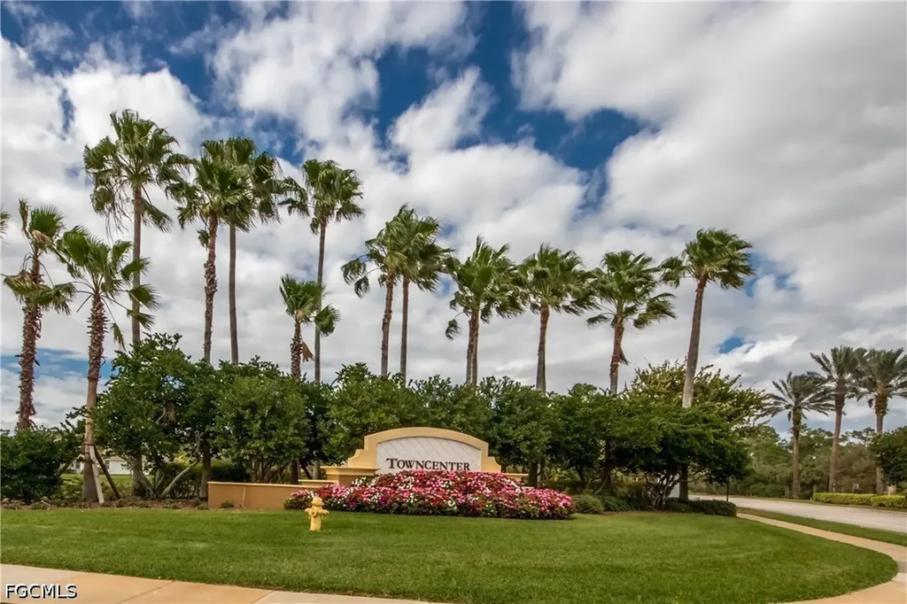 10630 Camarelle Circle Fort Myers FL 33913
