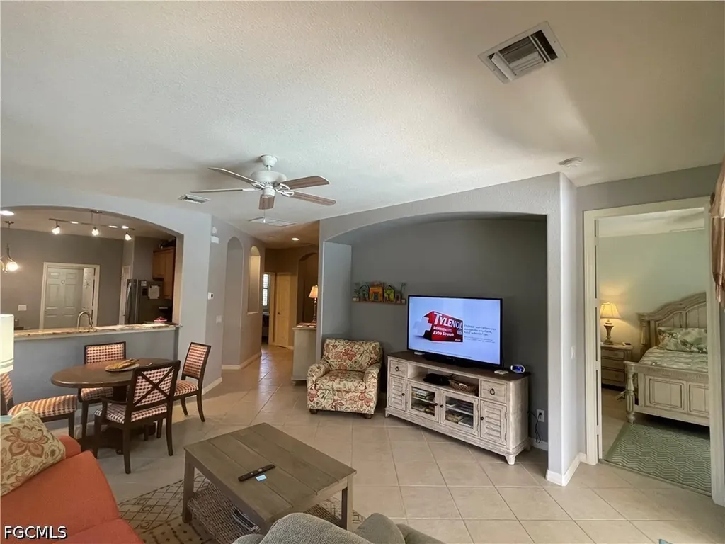 10630 Camarelle Circle Fort Myers FL 33913