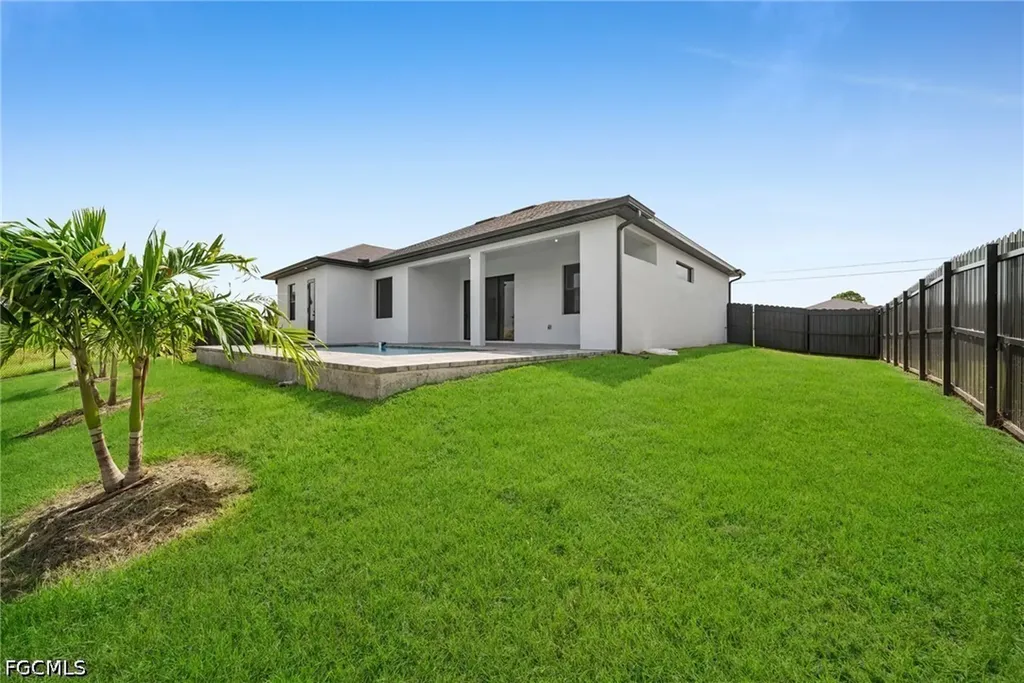 3423 NE 13th Avenue Cape Coral FL 33909
