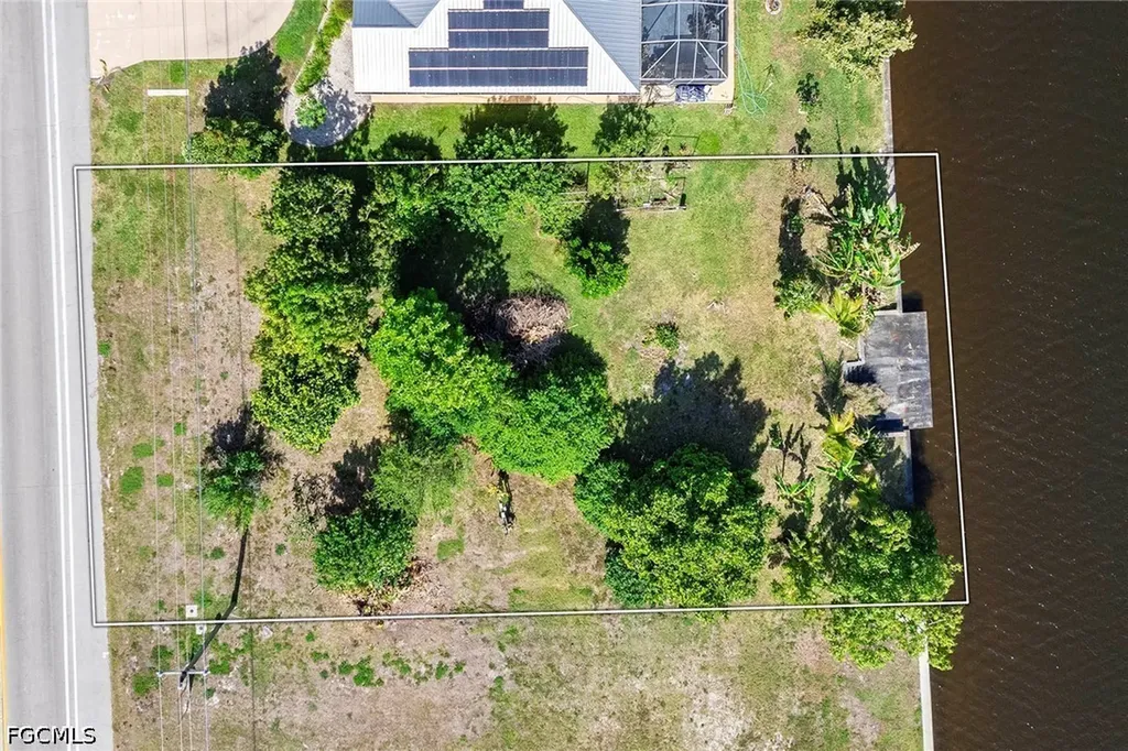 2411 Everest Parkway Cape Coral FL 33904