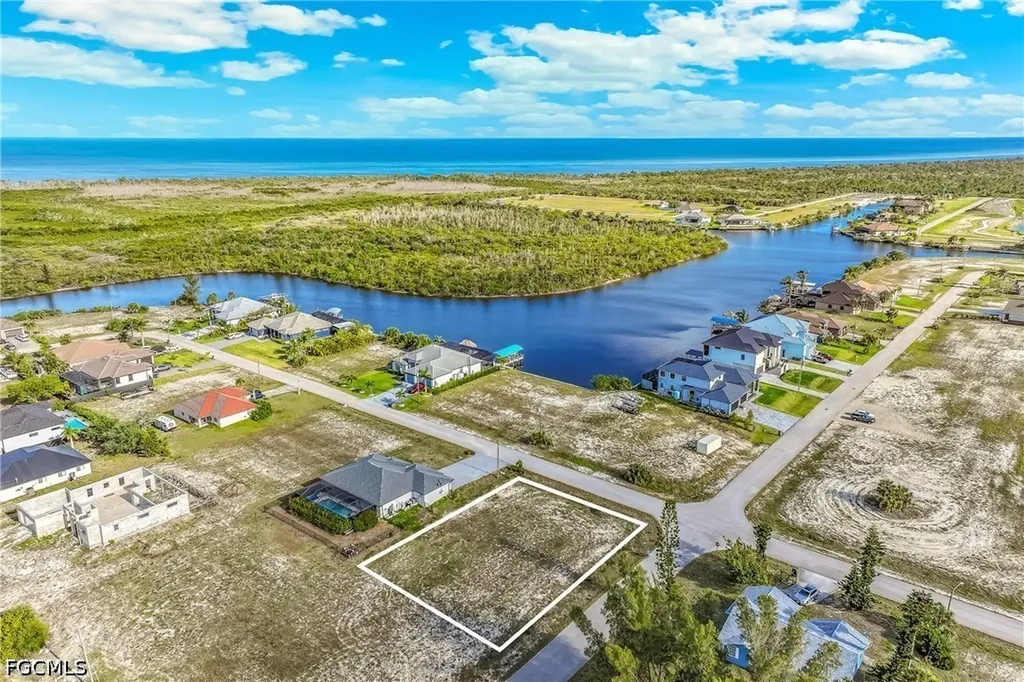 4618 NW 34th Terrace Cape Coral FL 33993