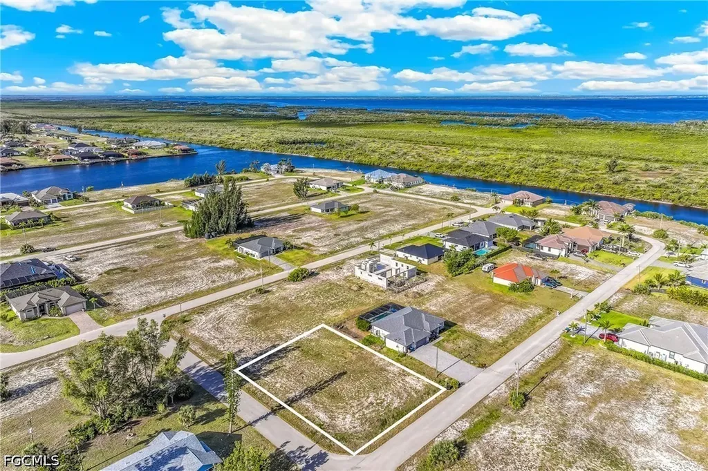 4618 NW 34th Terrace Cape Coral FL 33993