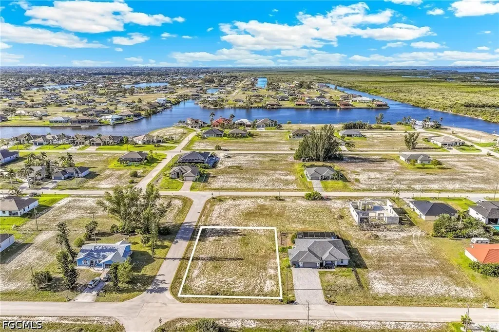 4618 NW 34th Terrace Cape Coral FL 33993