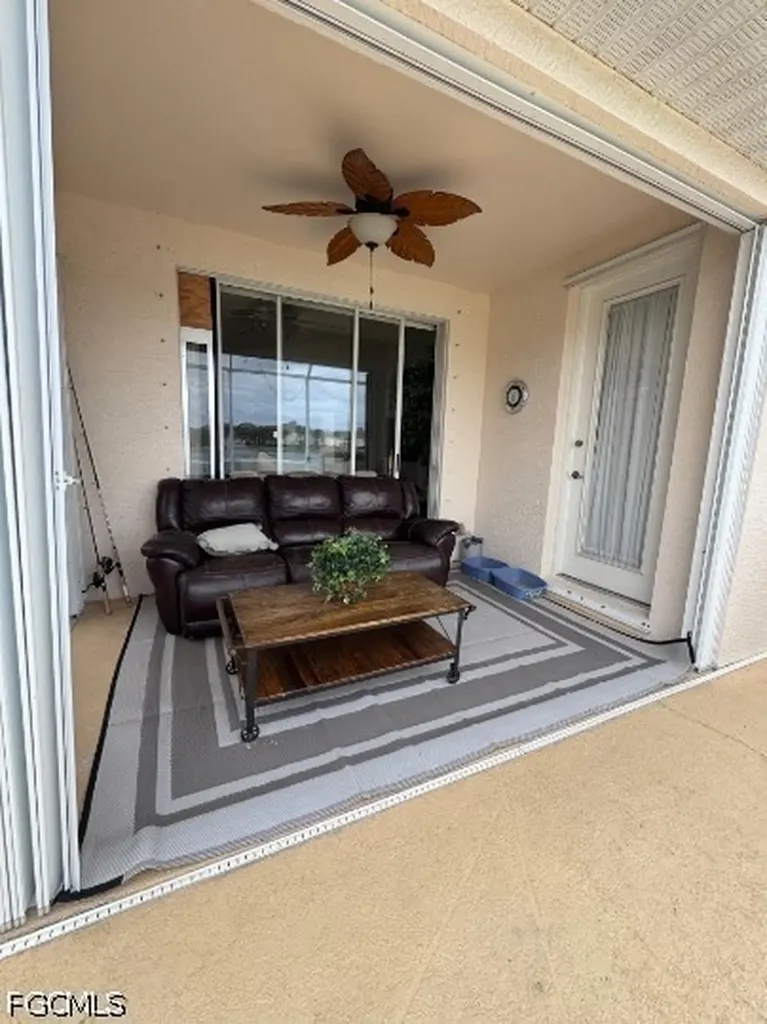 4317 Avian Avenue Fort Myers FL 33916