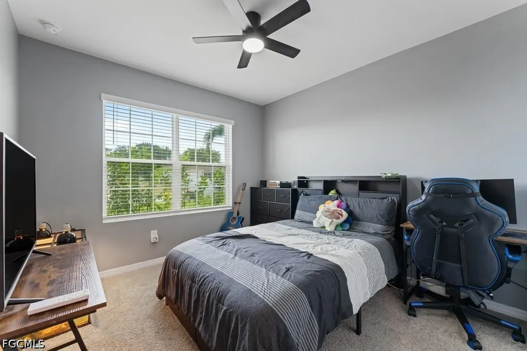 2721 SW 11th Court Cape Coral FL 33914