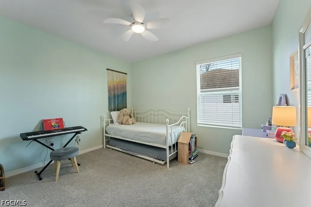 2721 SW 11th Court Cape Coral FL 33914