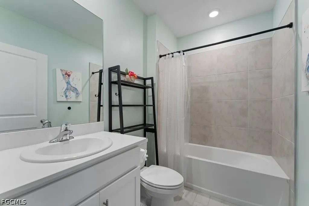 2721 SW 11th Court Cape Coral FL 33914