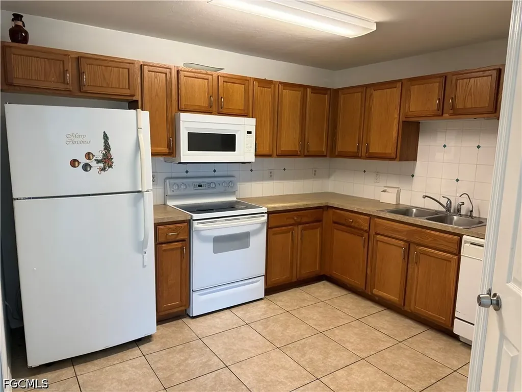 4400-4402 29th Street SW Lehigh Acres FL 33973