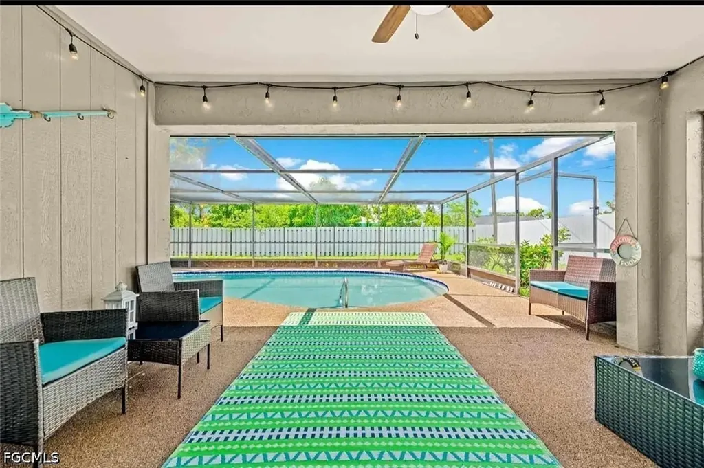 2206 SE 4th Street Cape Coral FL 33990