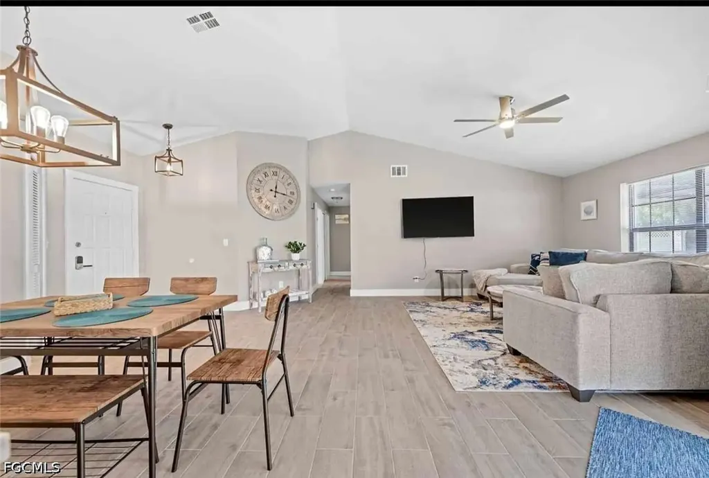 2206 SE 4th Street Cape Coral FL 33990