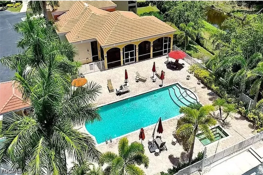 4450 Botanical Place Circle Naples FL 34112