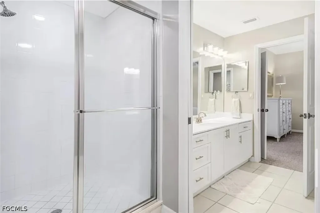 4450 Botanical Place Circle Naples FL 34112