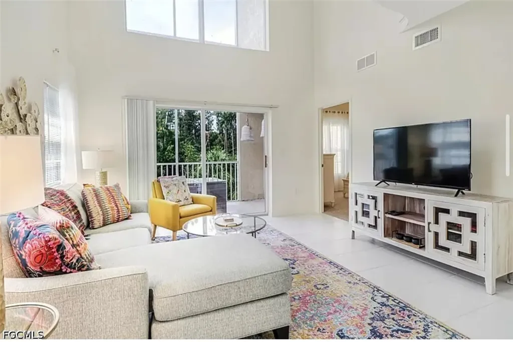 4450 Botanical Place Circle Naples FL 34112