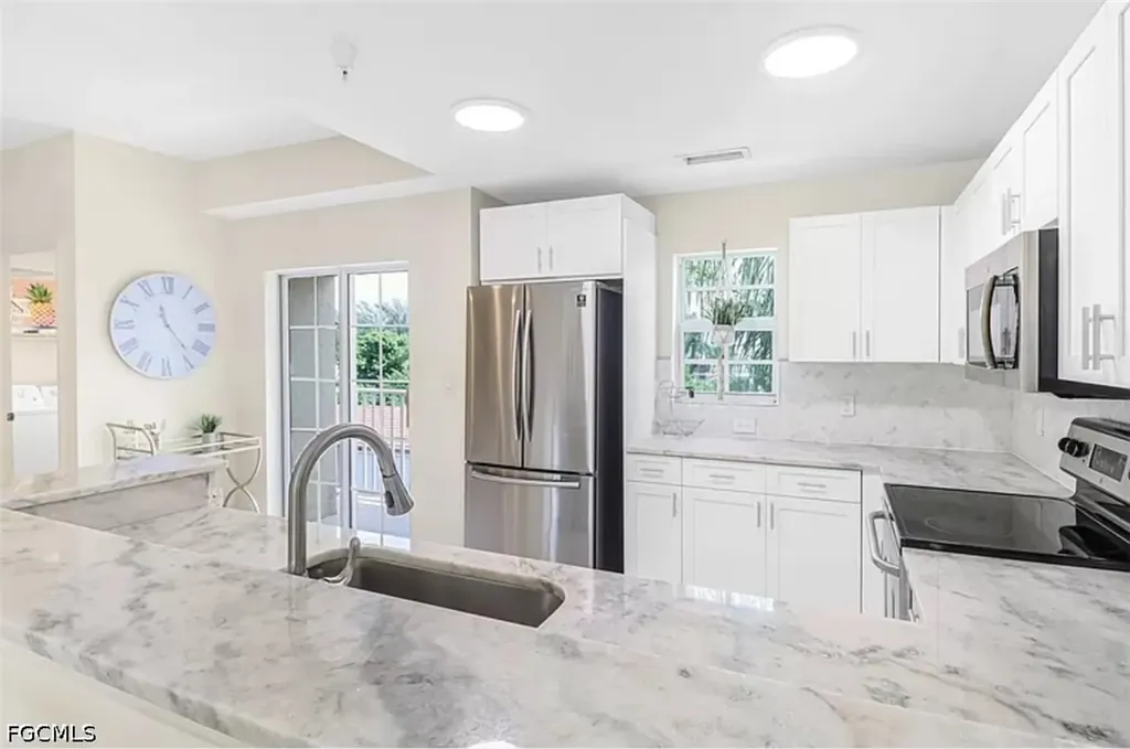 4450 Botanical Place Circle Naples FL 34112