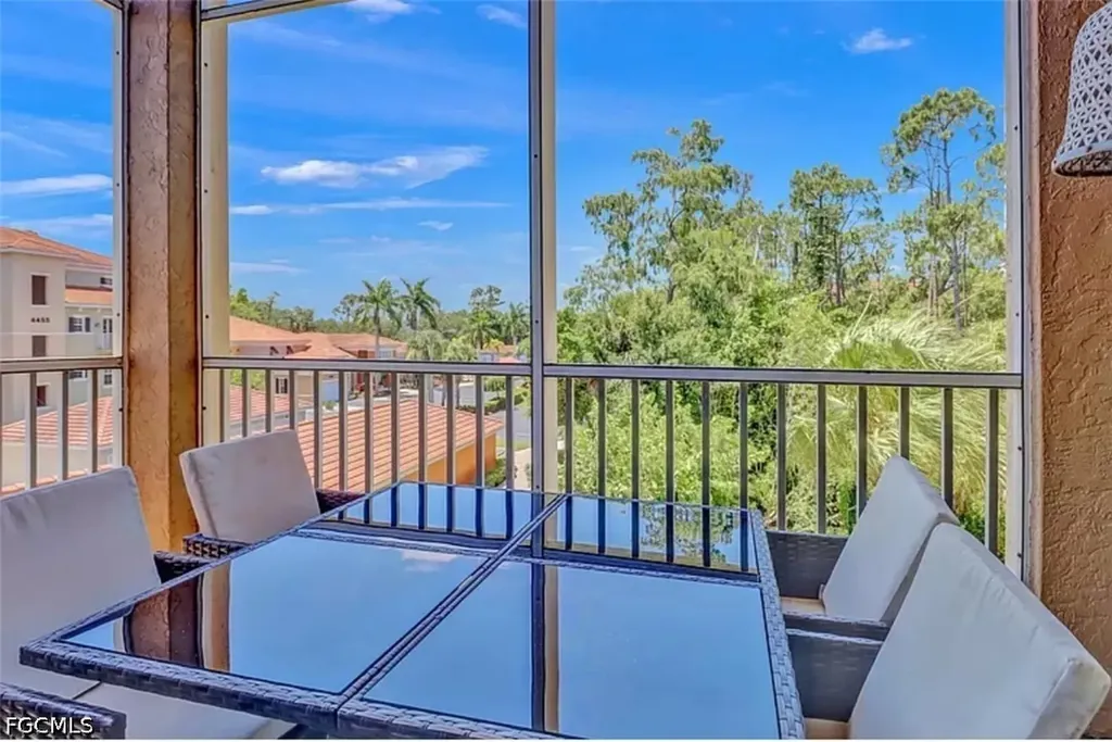 4450 Botanical Place Circle Naples FL 34112