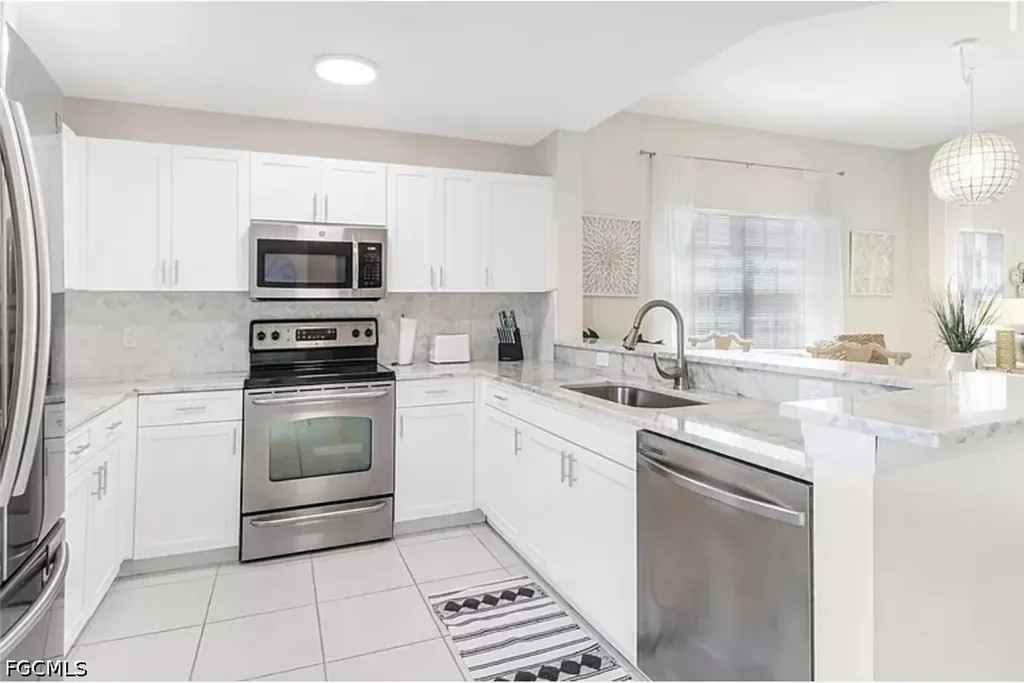 4450 Botanical Place Circle Naples FL 34112