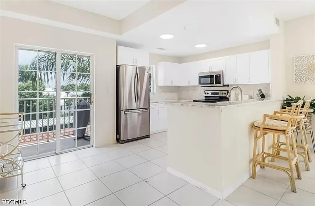 4450 Botanical Place Circle Naples FL 34112