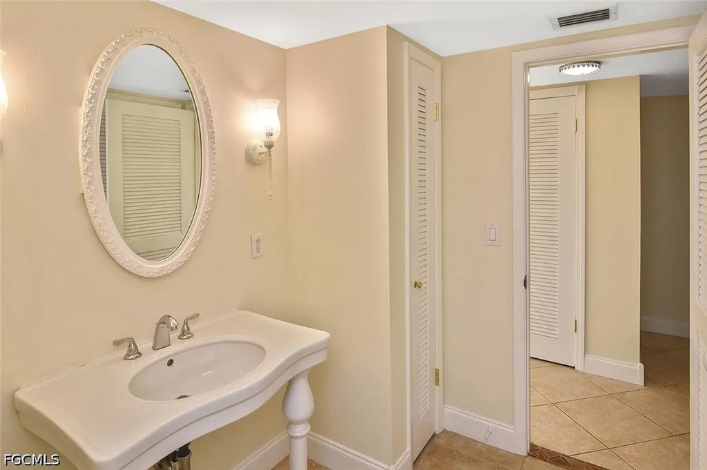 13511 Stratford Place Circle Fort Myers FL 33919