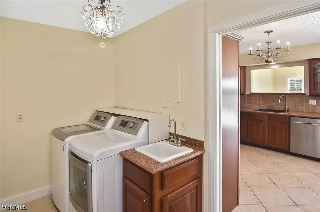 13511 Stratford Place Circle Fort Myers FL 33919
