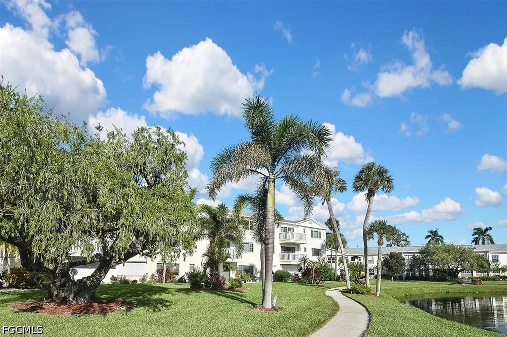 13511 Stratford Place Circle Fort Myers FL 33919