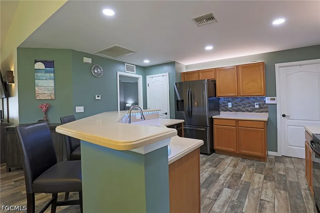 3016 SW 23rd Avenue Cape Coral FL 33914