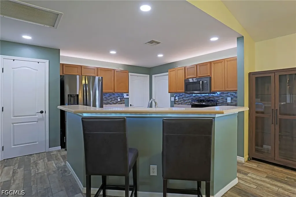 3016 SW 23rd Avenue Cape Coral FL 33914