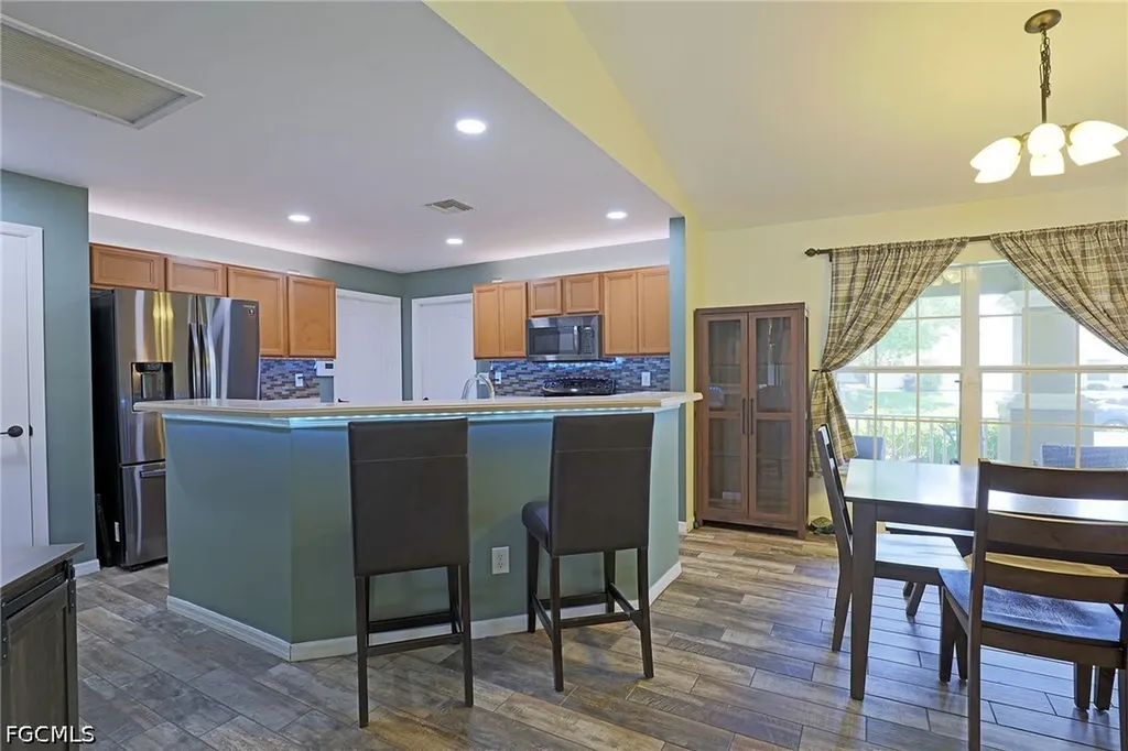 3016 SW 23rd Avenue Cape Coral FL 33914
