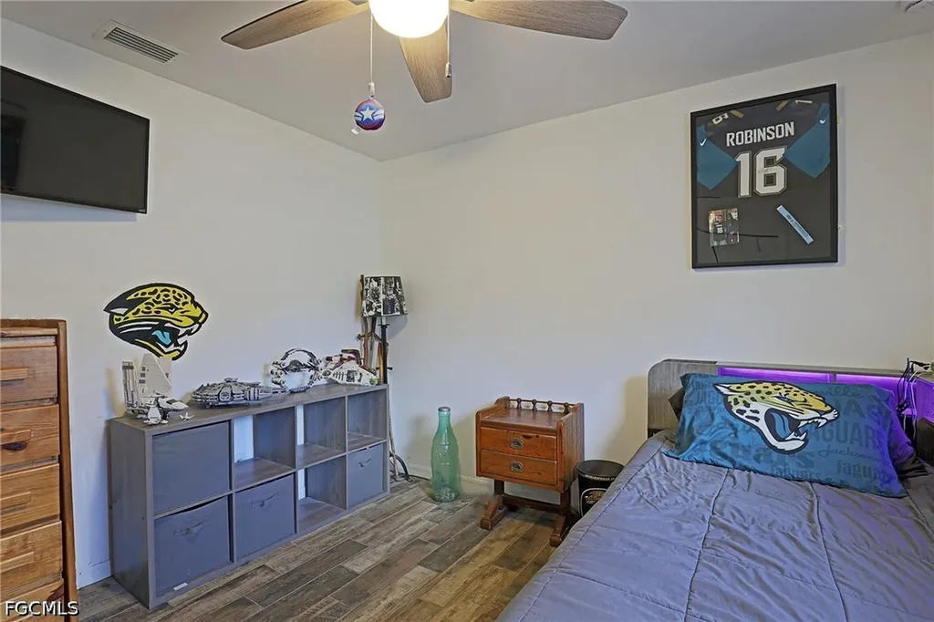 3016 SW 23rd Avenue Cape Coral FL 33914